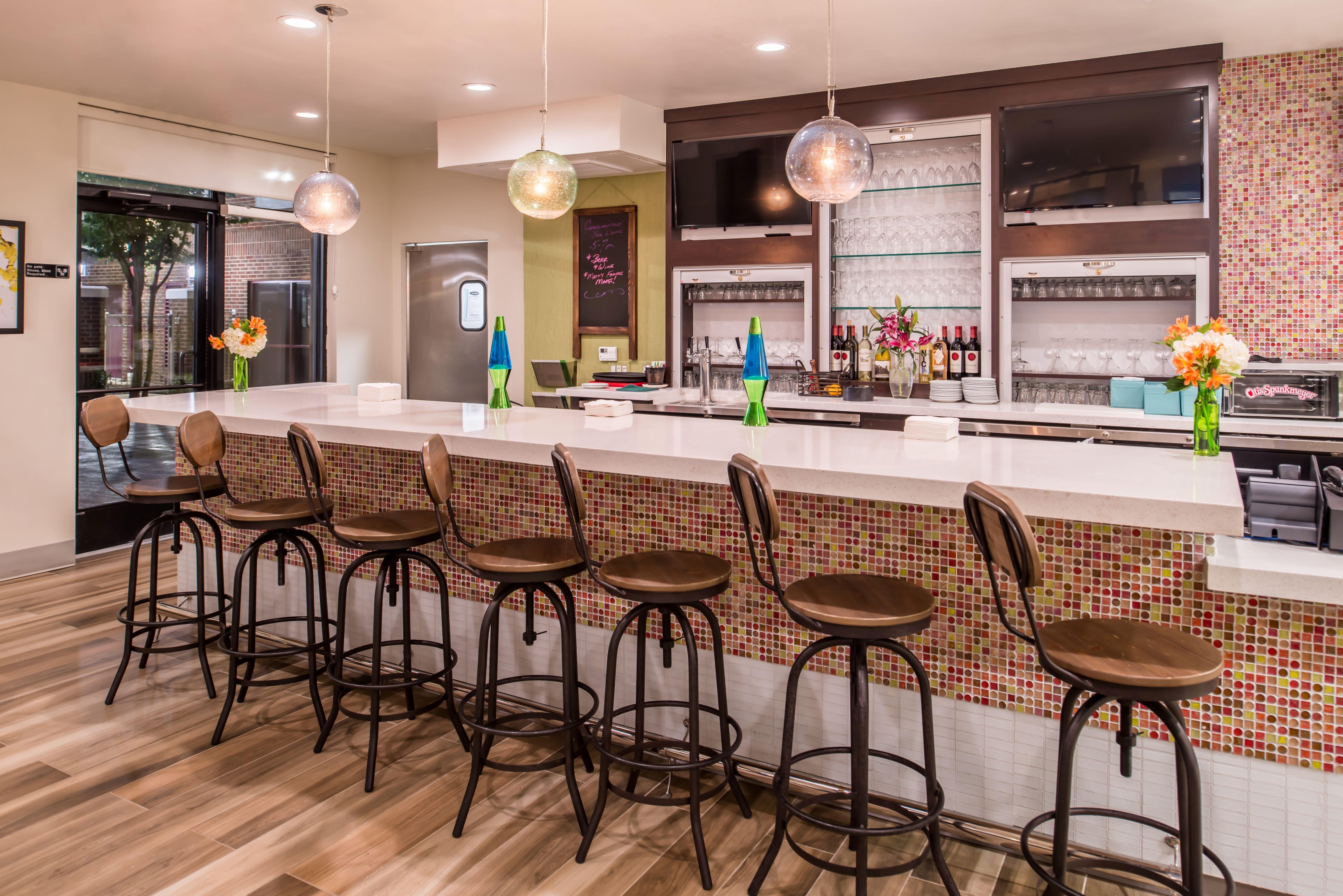 Holiday Inn And Suites Addison By Ihg Eksteriør bilde
