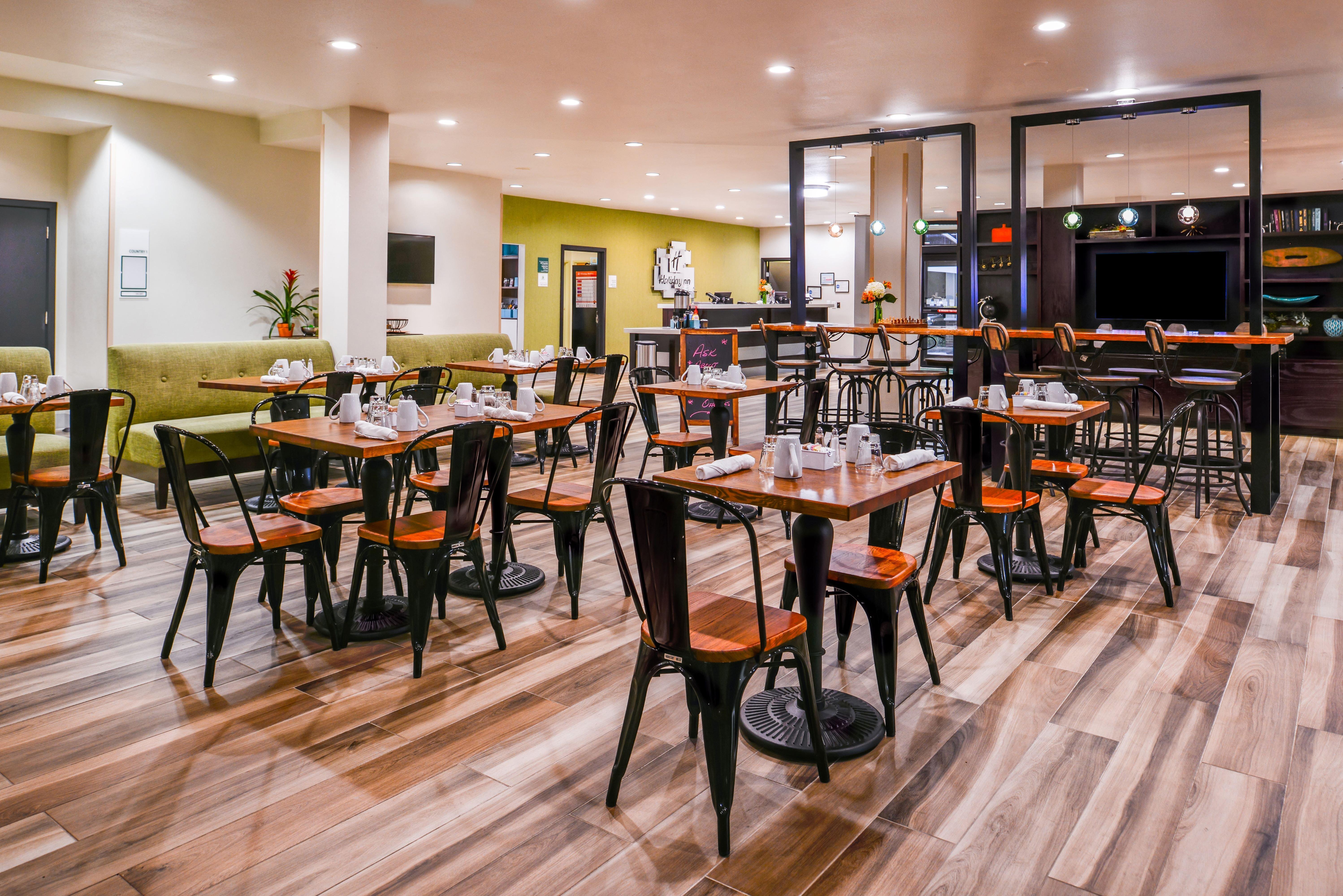 Holiday Inn And Suites Addison By Ihg Eksteriør bilde