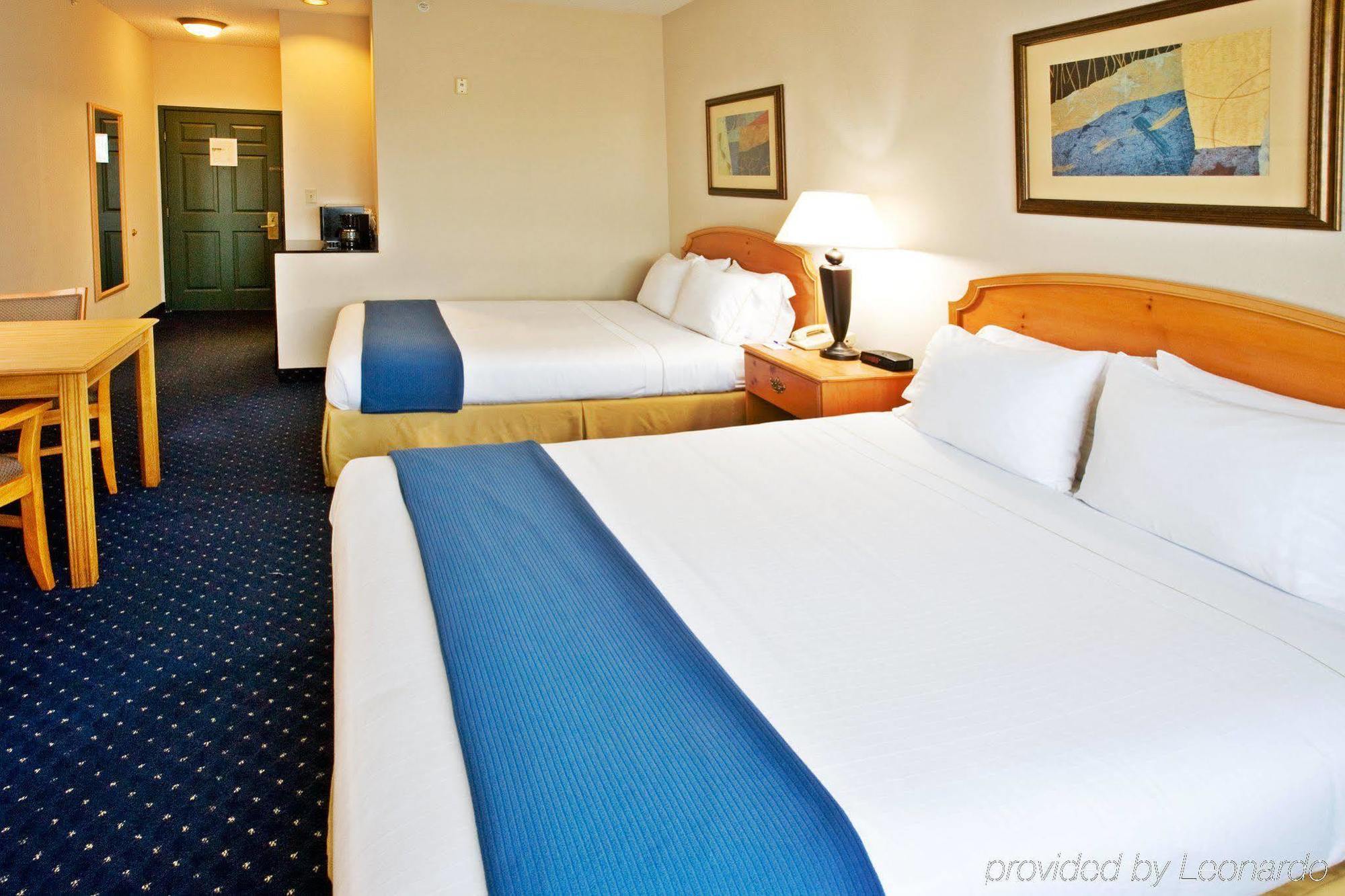 Holiday Inn And Suites Addison By Ihg Rom bilde