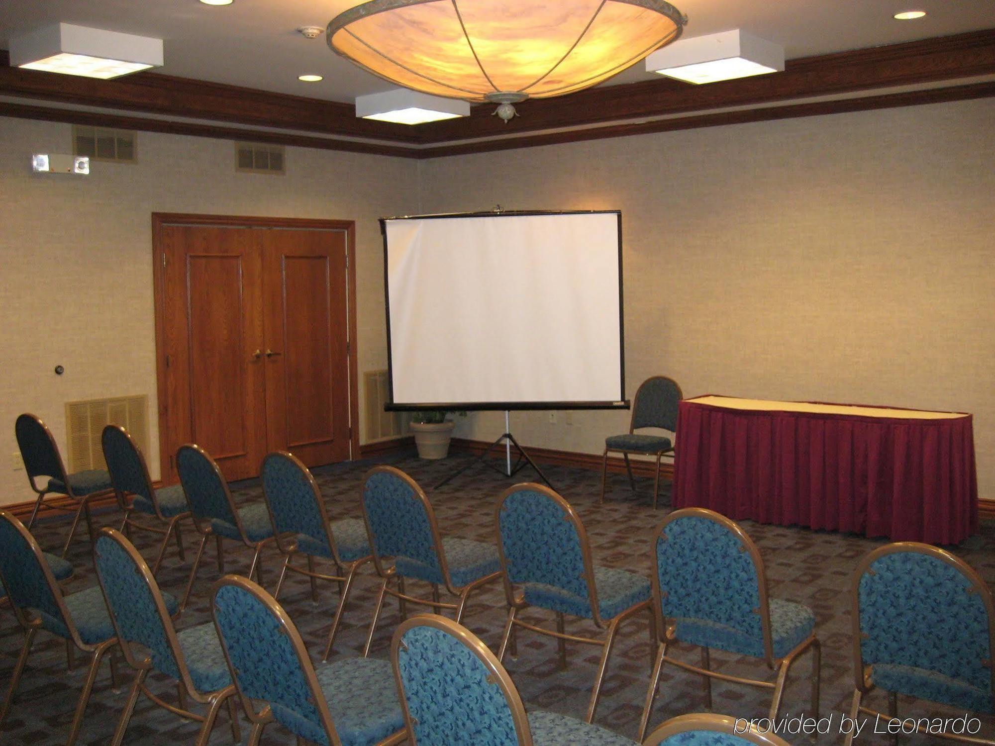 Holiday Inn And Suites Addison By Ihg Eksteriør bilde