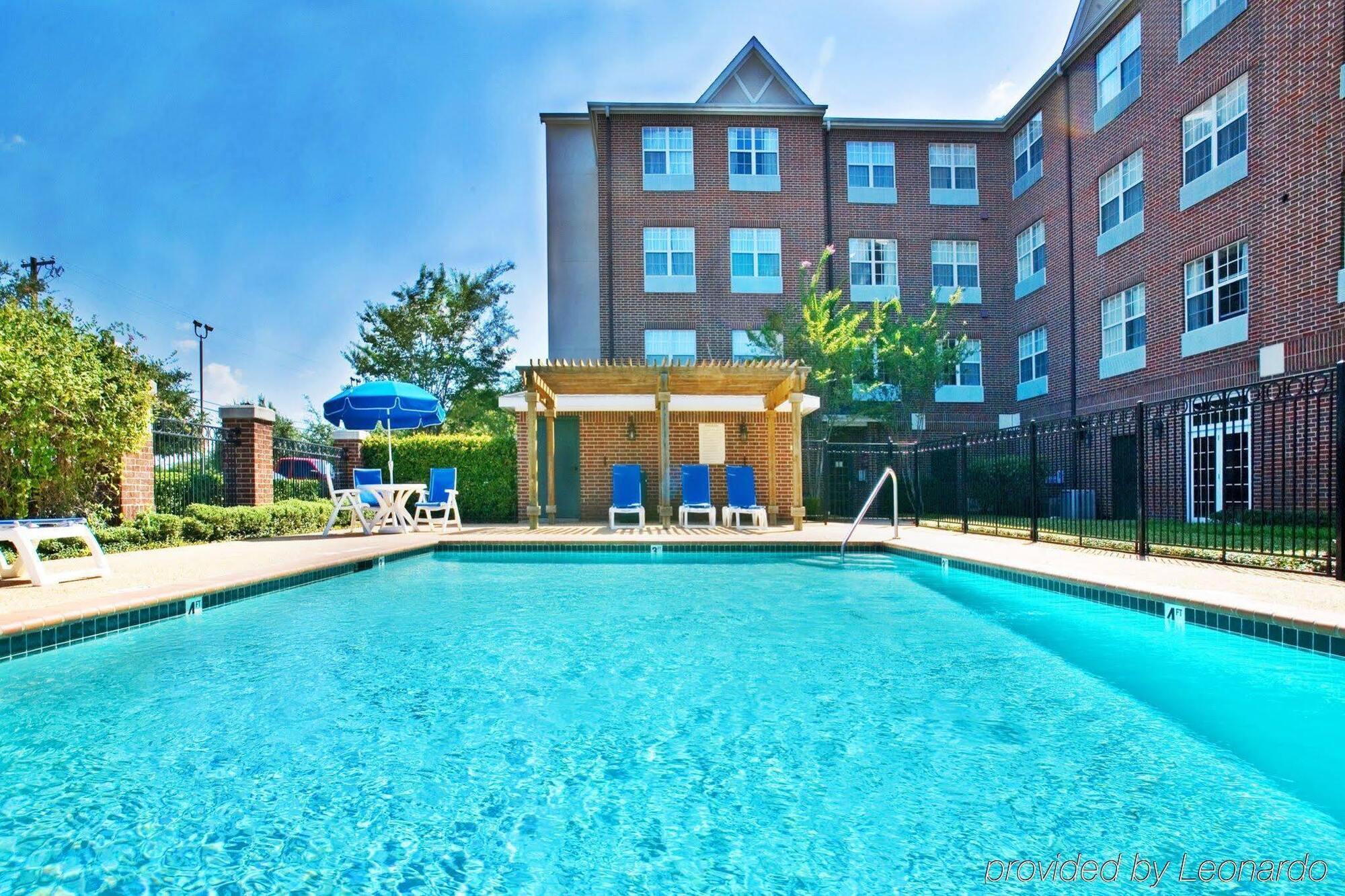 Holiday Inn And Suites Addison By Ihg Eksteriør bilde